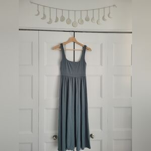 Aritzia - Wilfred - The Market Midi Dress Slit